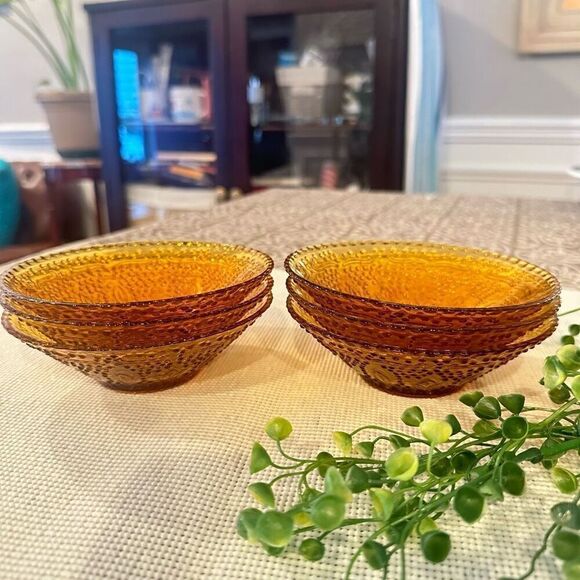 Vintage No Brand Amber Glass Fruit / Dessert  Bowl Set of 6 Textured Fairy Glass - Picture 3 of 9